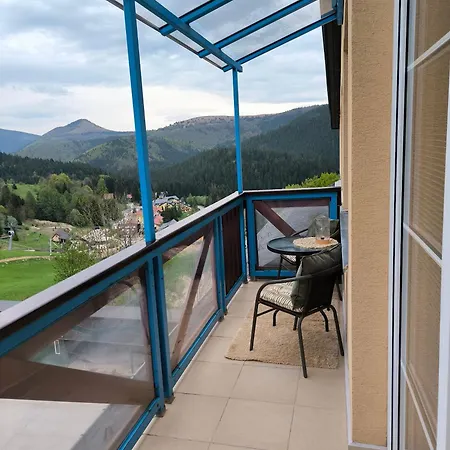 Hills View Apartmán *